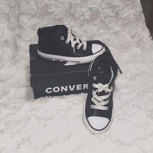 Little Kids Size 1 Black & White Leather Converse